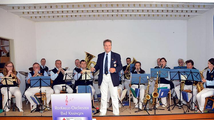 Das Rot-Kreuz-Orchester spielte für den guten Zweck. Foto: Peter Rauch