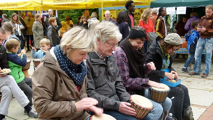 Erzbischof Ludwig Schick und Bischof André Guèye