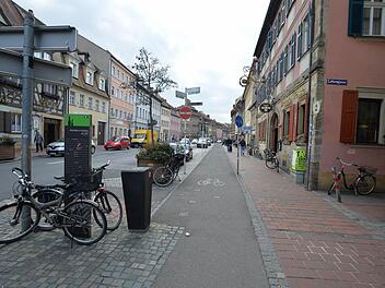 Auf diesem Stück des Radweges dürfen Radler nun wieder in beiden Richtungen unterwegs sein. Foto: Ronald Rinklef