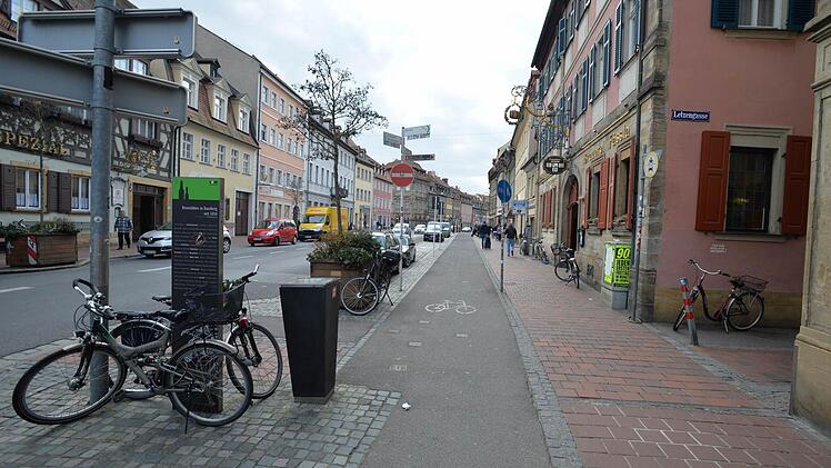 Auf diesem Stück des Radweges dürfen Radler nun wieder in beiden Richtungen unterwegs sein. Foto: Ronald Rinklef