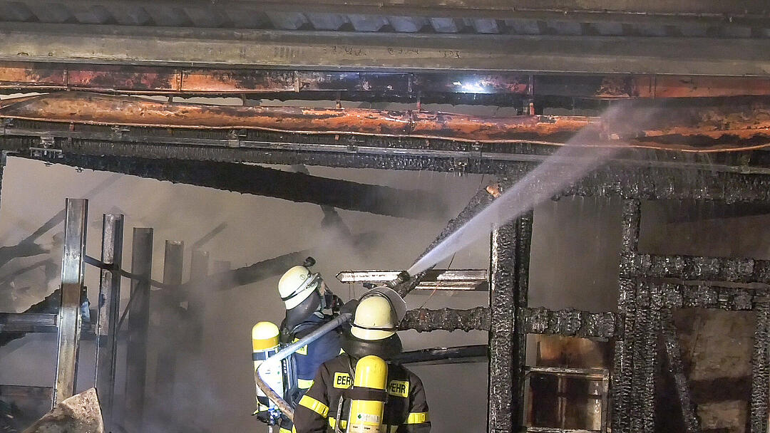 Würzburg: Feuer an Berufsschule - Brandstiftung?