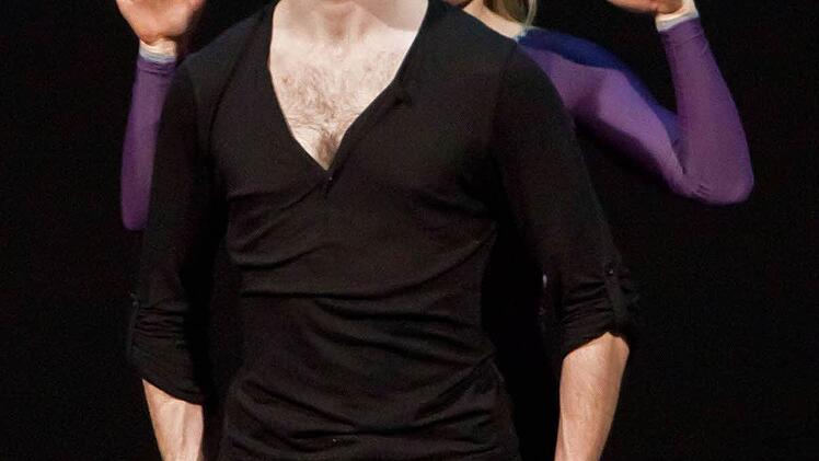 Einblicke in den nächsten Coburger Ballettabend bot eine Soirée im Landestheater. "Hypnotic Poison" feiert am 28. Februar Premiere in Coburg.Foto: Jochen Berger