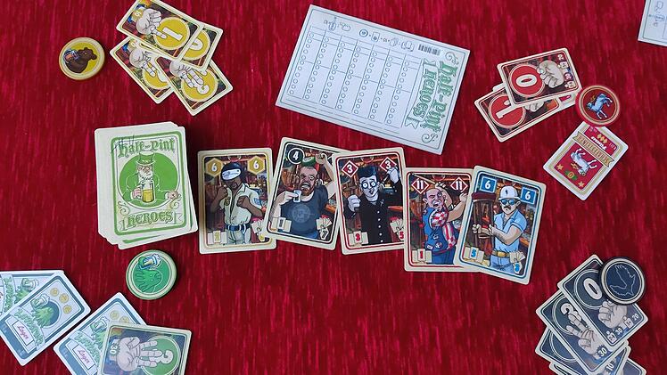Spiele-Test Half-Pint Heroes: „Half-Pint Heroes“: Rezension des Kneipen-Kartenspiels