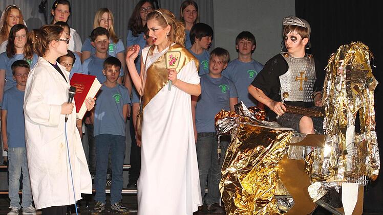 Diese Götterkinder müssen immer zanken. Wer ist am besten? Athene, Aphrodite oder Ares?Fotos: Günther Geiling