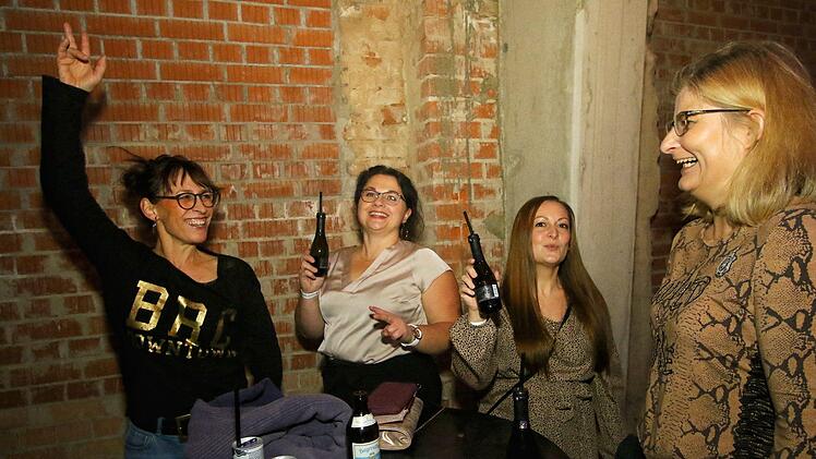 Impressionen von einer Mega-PartyFoto: Monika Limmer