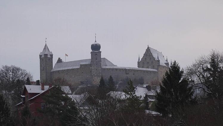 Blick zur Veste: Winterimpressionen aus Coburg.Foto: Jochen Berger
