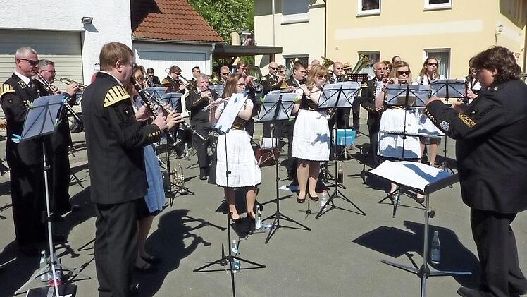 Die Bergmannskapelle Stockheim bei einem Auftritt Foto: Gerd Fleischmann/Archiv