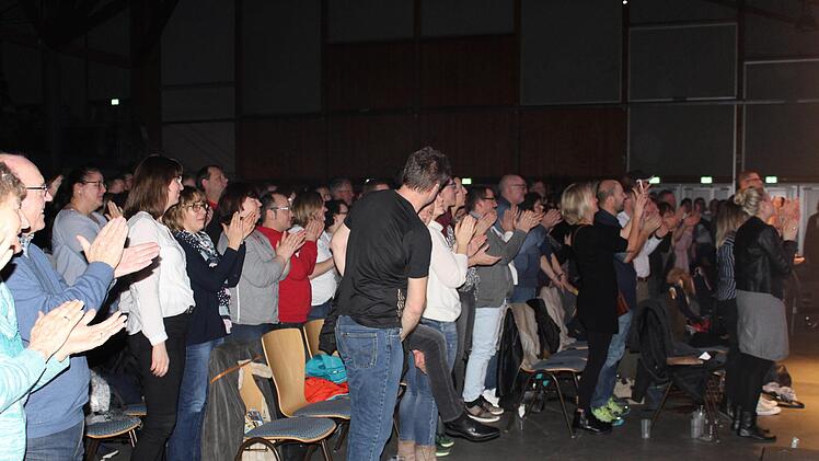 Die Stadthalle war ausverkauft.