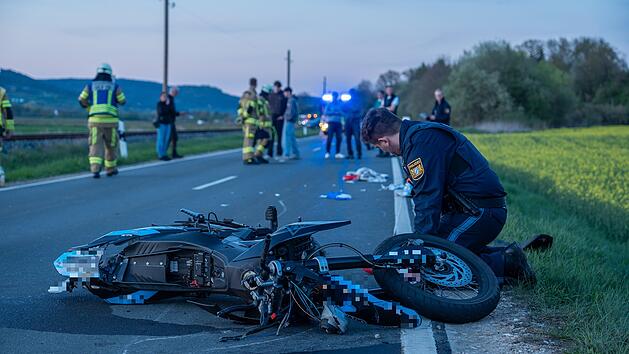Schwerer Motorradunfall in der Fränkischen Schweiz: Zwei 17-jährige schwerverletzt