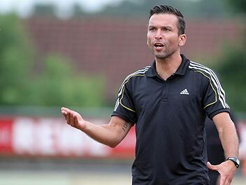 Mario Herrmannsdörfer hört als FCS-Trainer nach der Saison auf. Foto: sportpress