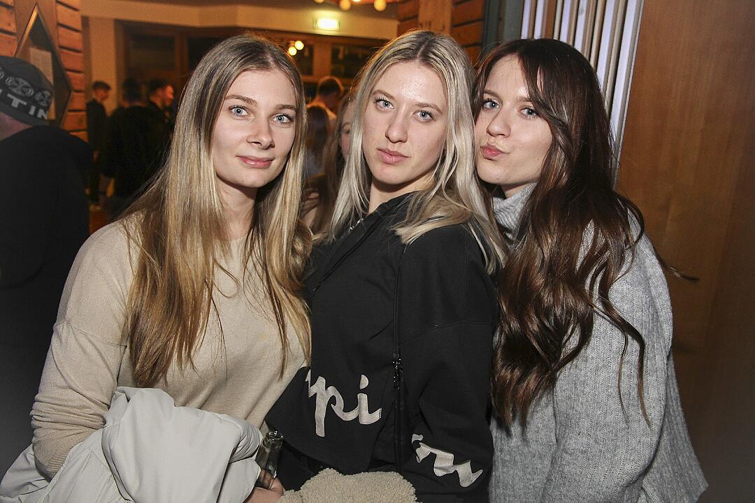 Mit vielen Party-Songs der 80er & 90er und Rock-Pop Klassikern