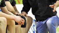 Trainer Maric gab immer noch Anweisungen an seine Spieler.