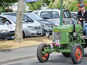 Anfahrt zum letzten Traktortreffen im vergangenen Jahr.  Foto: Archiv/ Björen Hein