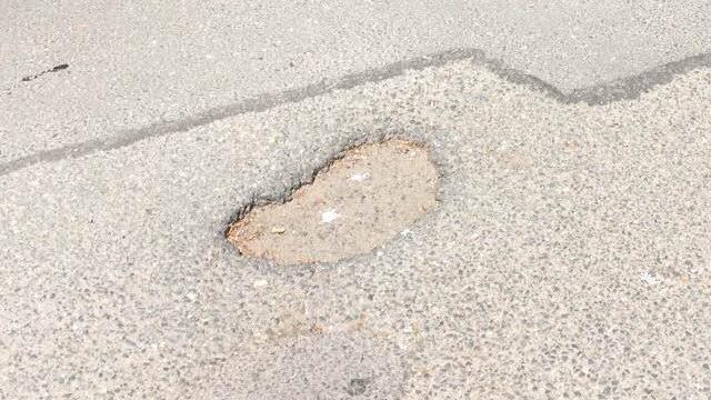 Ein vergleichsweise kleines Loch - gesehen in der Hainstraße in Bamberg. Foto: G. Glössner-Möschk