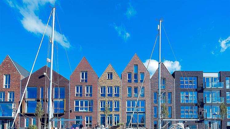 Haarlem: ein gemütliches historisches Zentrum, berühmte Museen, Geschäfte, Restaurants und der Strand gleich um die Ecke.