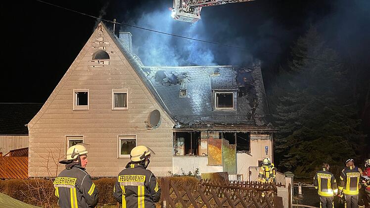 Issigau: Mann verstirbt bei Brand