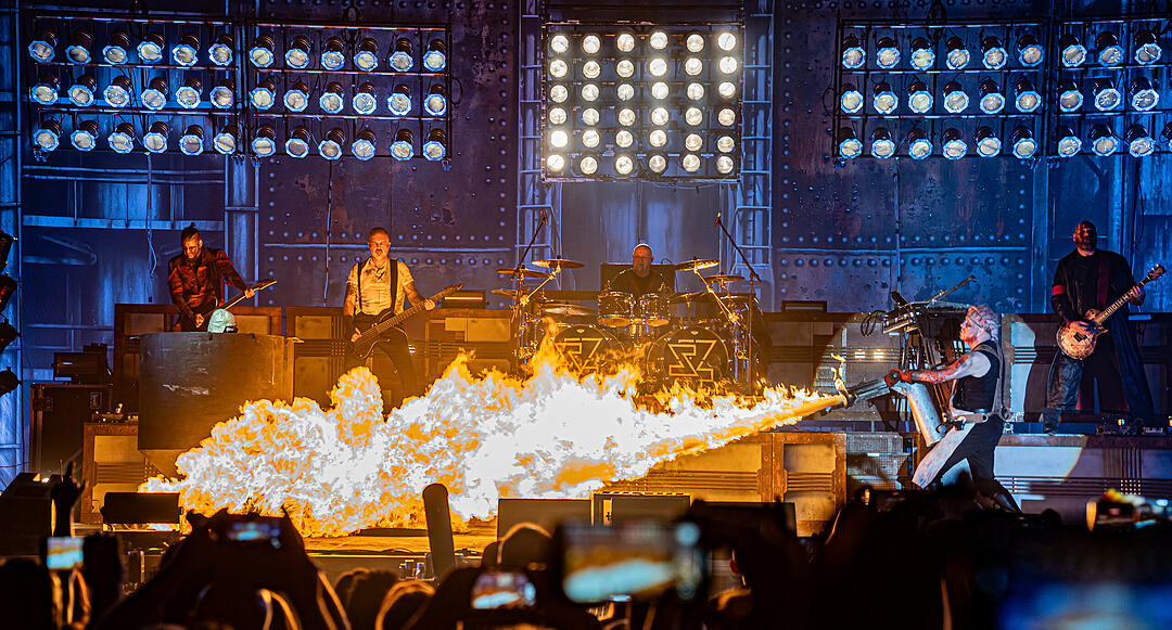 Die spektakulärste RAMMSTEIN Tribute Show