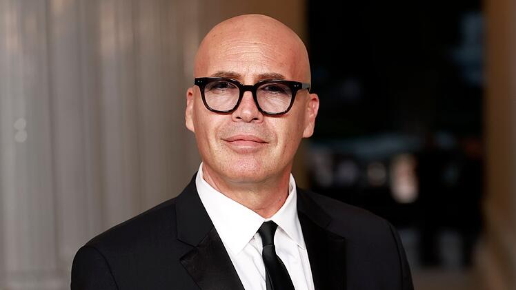 Billy Zane hatte sich wiederholt entt&auml;uscht dar&uuml;ber gezeigt, dass er nach "Titanic" immer wieder als B&ouml;sewicht gecastet wurde.