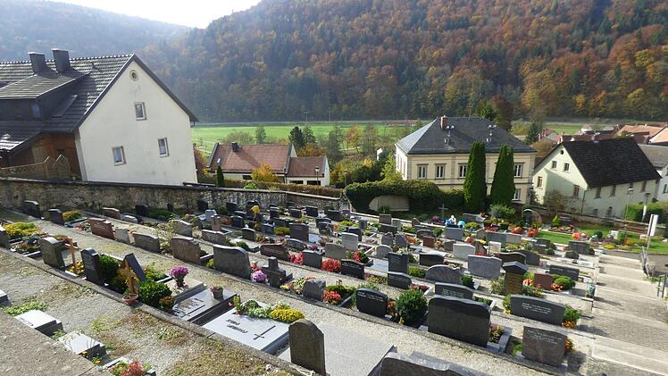 Der Muggendorfer Bergfriedhof. Die  Hanglage macht eine Erweiterung teuer.Thomas Weichert