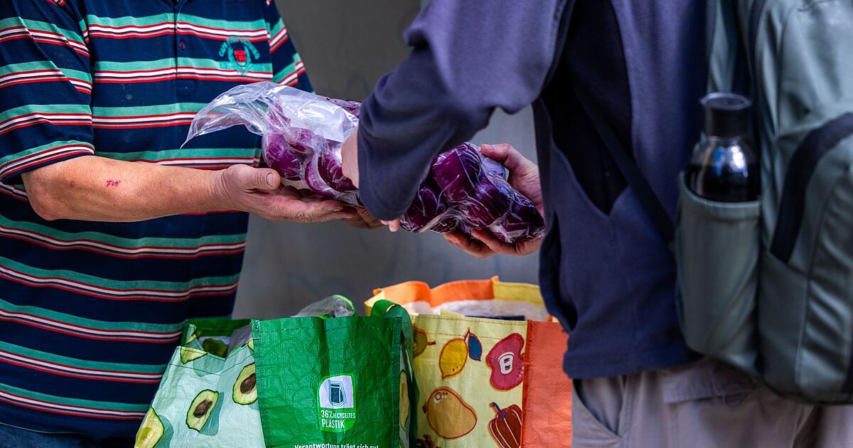 Aufnahmestopp-bei-einem-Viertel-der-Tafeln