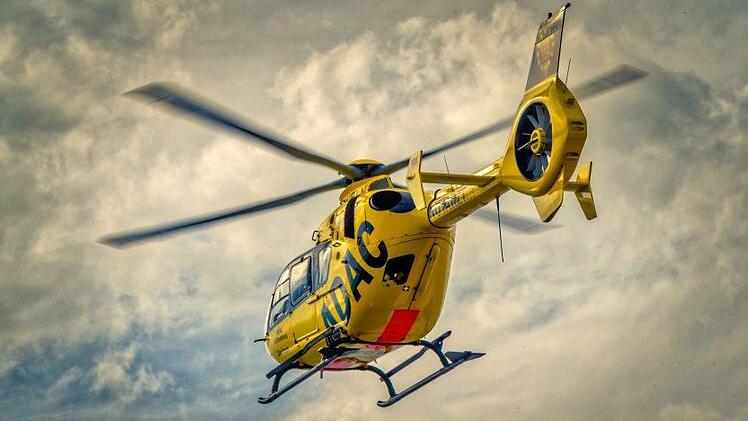Mit einem Hubschrauber musste ein Motorradfahrer  nach einem Unfall am Freitag im Landkreis Bad Kissingen ins Krankenhaus gebracht werden.Symbolfoto: pixabay.com