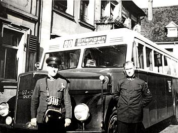 100 Jahre Busverkehr in Fürth und Erlangen: Historisches Straßenbahndepot St. Peter feiert Jubiläum