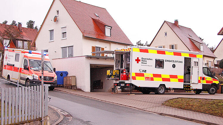 Garage gerät in Brand