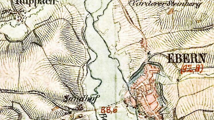 Das ist eine historische Karte aus den Jahren 1817 bis 1850. Damals hatte die Baunach auf ihrem Weg an der Stadt Ebern vorbei noch einen natürlichen, stark mäandrierenden Verlauf.