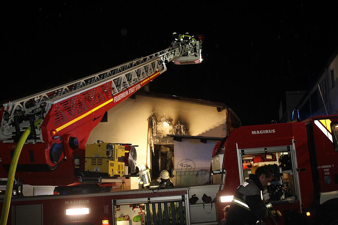 Stein bei Nürnberg: Brand in einer Schreinerei – hoher Sachschaden