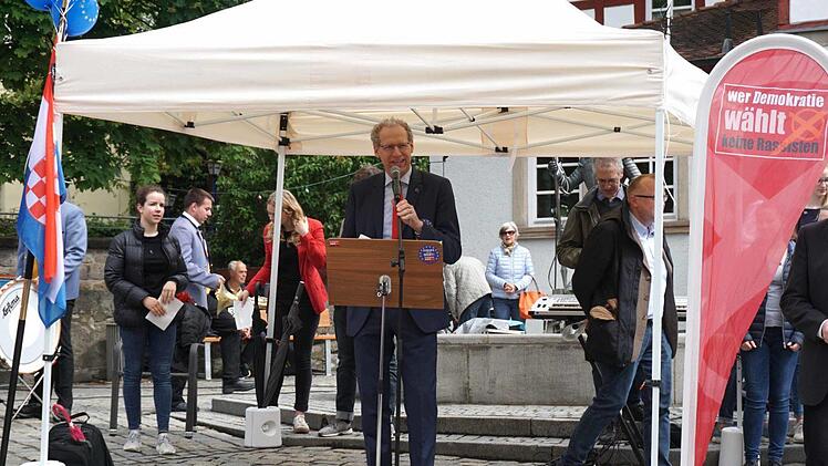 Impressionen von der Kundgebung   Foto: Richard Sänger