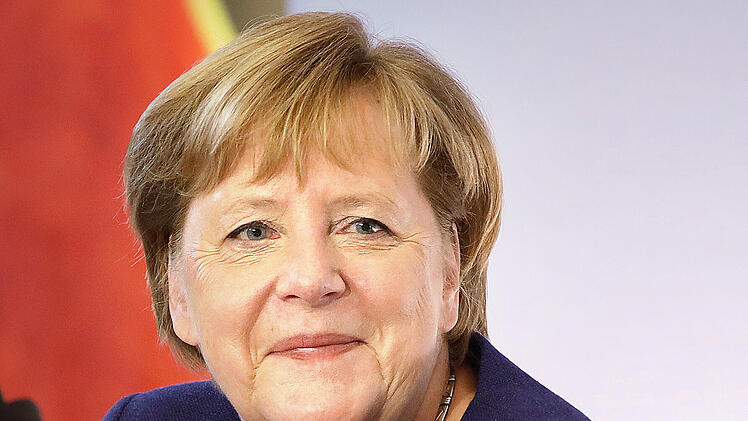 Großer Zapfenstreich für Angela Merkel