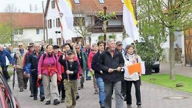 Mit der Ankunft der Bad Kissinger Wallfahrer wurde in Fridritt der Marienmonat Mai eingeläutet. Foto: Heike Beudert