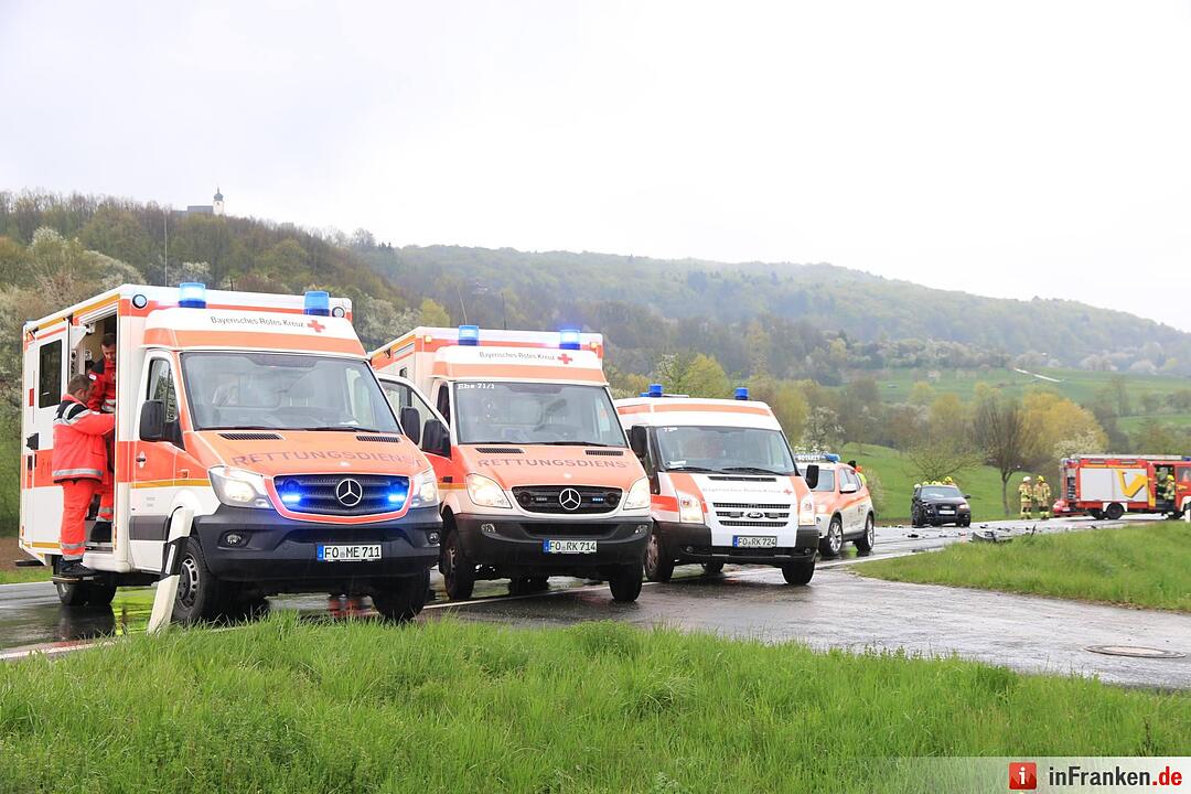 Schwerer Verkehrsunfall auf B470 bei Weilersbach: zwei Kinder verletzt
