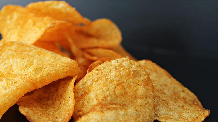 Kartoffelchips sind ein beliebter Snack: Sie können dein Gehirn schädigen