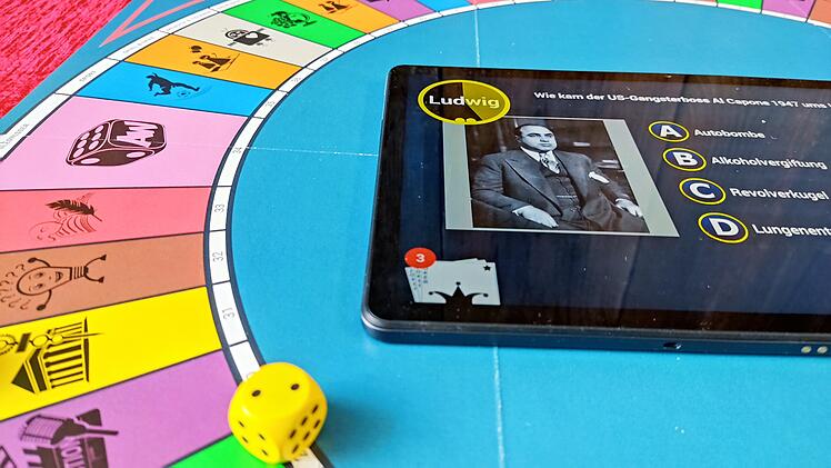 Alleswisser - Das Brettspiel im Test: Quizspiel mit App statt Fragekarten