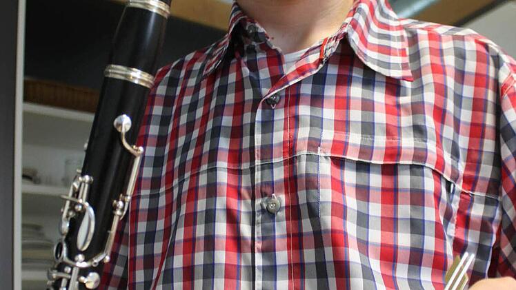 Klein und unscheinbar, aber unter Blasmusikern etwas ganz Besonderes: die "Stimmgabel in Gold"