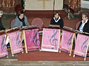Die Akkordzithergruppe "Zeitlos" gab ein Konzert in der Grafengehaiger Kirche. Fotos: Klaus Klaschka