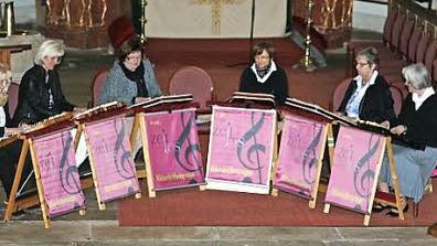 Die Akkordzithergruppe "Zeitlos" gab ein Konzert in der Grafengehaiger Kirche. Fotos: Klaus Klaschka