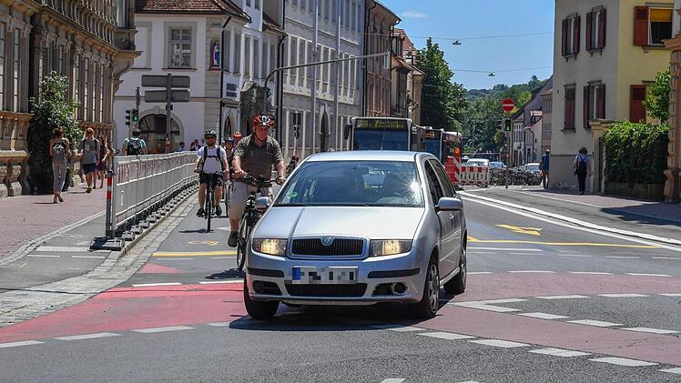 Bamberg: Verkehrsbehinderungen am Markusplatz möglich - Markierungsarbeiten stehen an