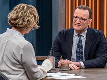 "Caren Miosga" Jens Spahn stellte sich am Sonntagabend den Fragen von Moderatorin Caren Miosga.
