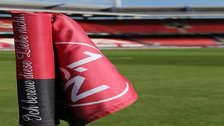 1. FCN startet Impfaktion: Impfungen in Kabinen des 1. FC Nürnberg im Max-Morlock-Stadion