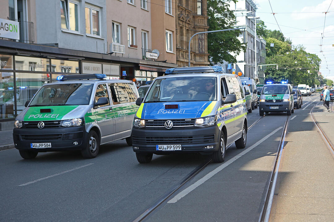 500 Demonstranten protestieren gegen Abschiebepolitik