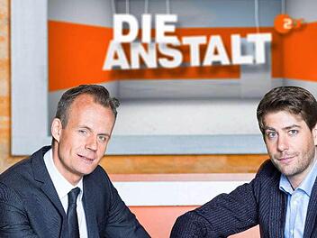 Max Uthoff (li.) und Claus von Wagner machen zusammen mit ihren Gästen tolles Kabarett Foto: Archiv