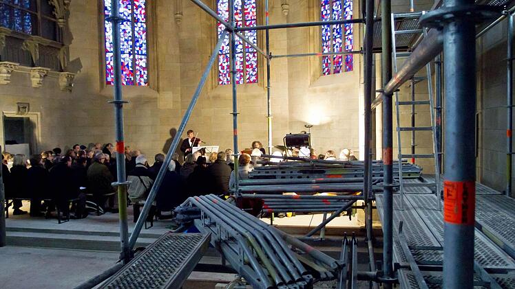 Baustellenkonzert in der Pfarrkirche St. Augustin.Foto: Jochen Berger