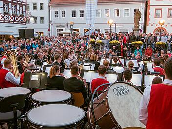 Volkacher Musikherbst: Blasmusik und Frühschoppen in der Altstadt