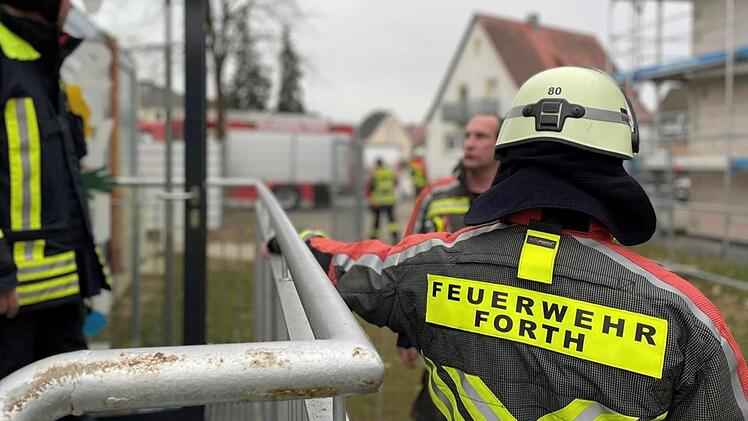 Forth: Brandgeruch und Rauchentwicklung in Kinderhort löst Feuerwehreinsatz aus