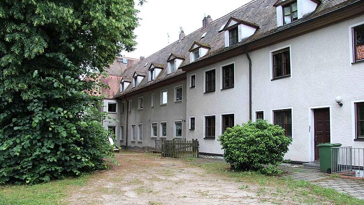 Das Niederndorfer Pfarrzentrum von hinten  Foto: Richard Sänger