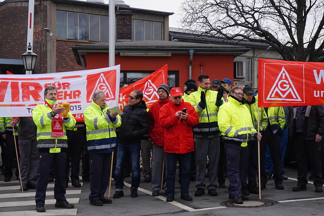 Warnstreik IG Metall in Kitzingen
