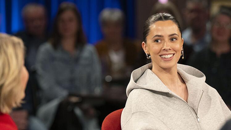 Vanessa Mai war am Freitagabend zu Gast im WDR-Talk "K&ouml;lner Treff".