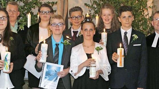 Im Grund feierten diese jungen Menschen ihre Konfirmation.  Foto: Michael Wunder